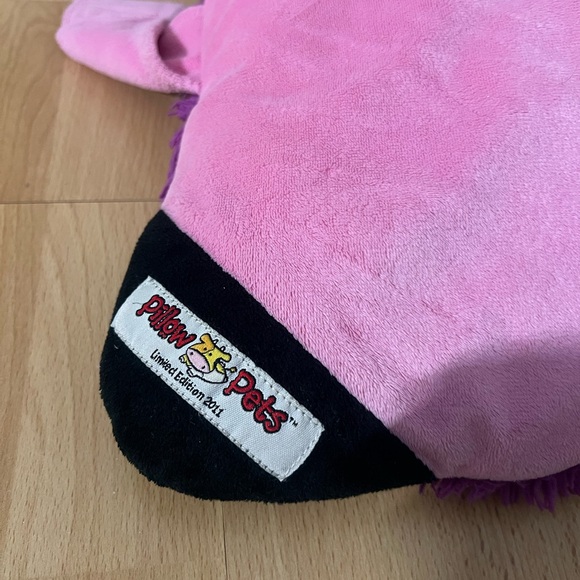 Limited Edition 2011 Pillow Pet Purple Ladybug Plush Pillow Vintage Collectible - Picture 3 of 7